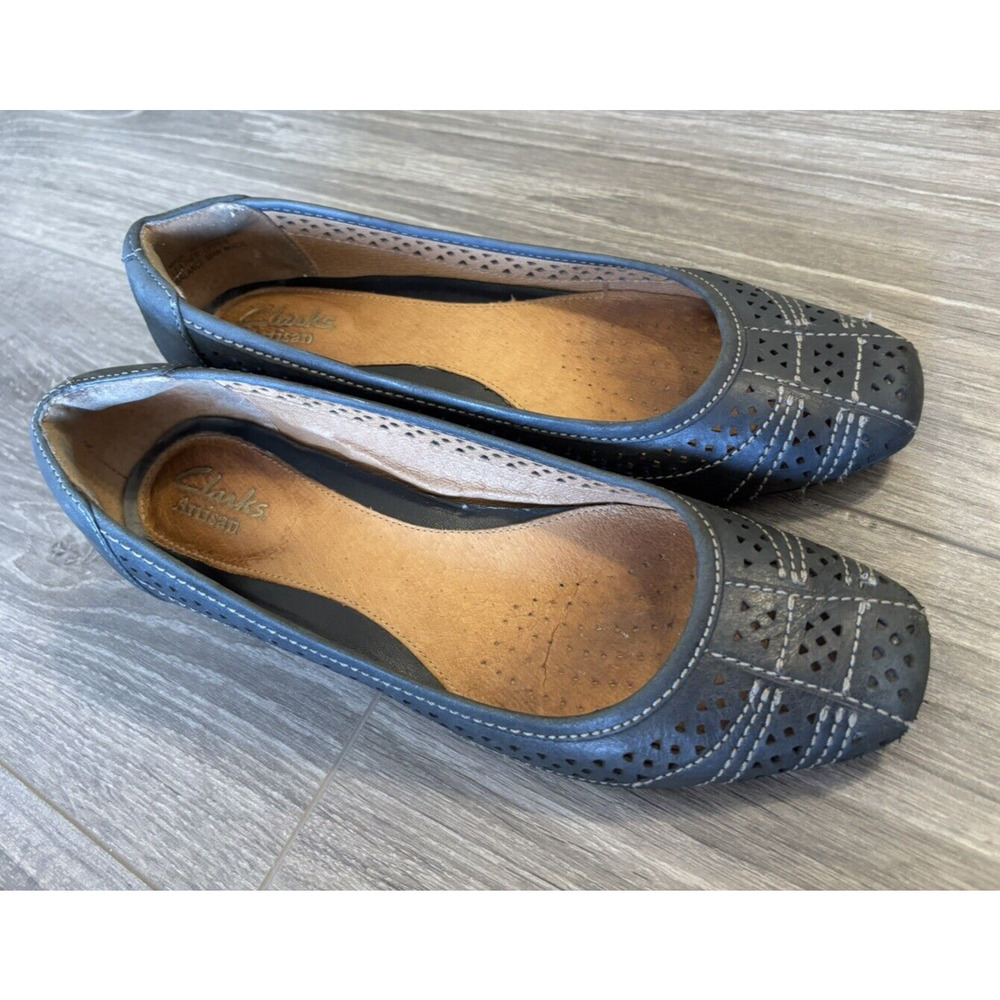 Clarks Artisan Black Leather Low Wedge Shoes‎ Slip On Womens Size 6.5 M